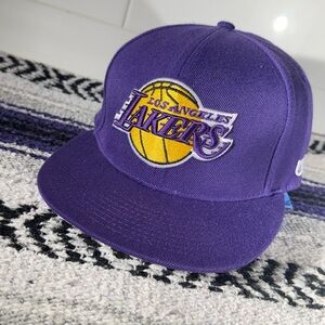 NBA Los Angeles LAKERS Ultra Game Snapback Hat/Cap Purple 🔥Bill Design 🟡🟣